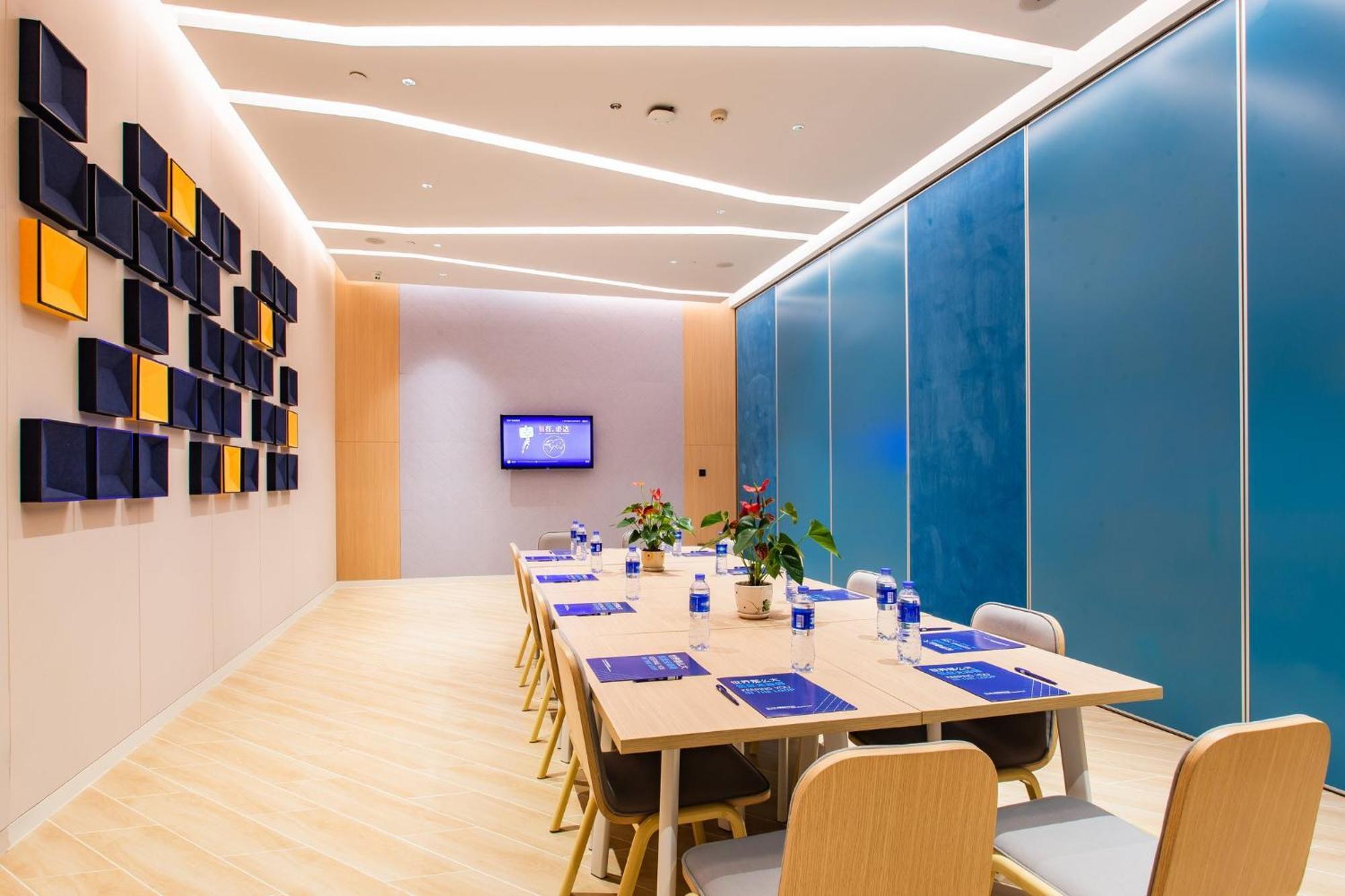 Holiday Inn Express Jiangmen Jianghai By Ihg Exterior foto
